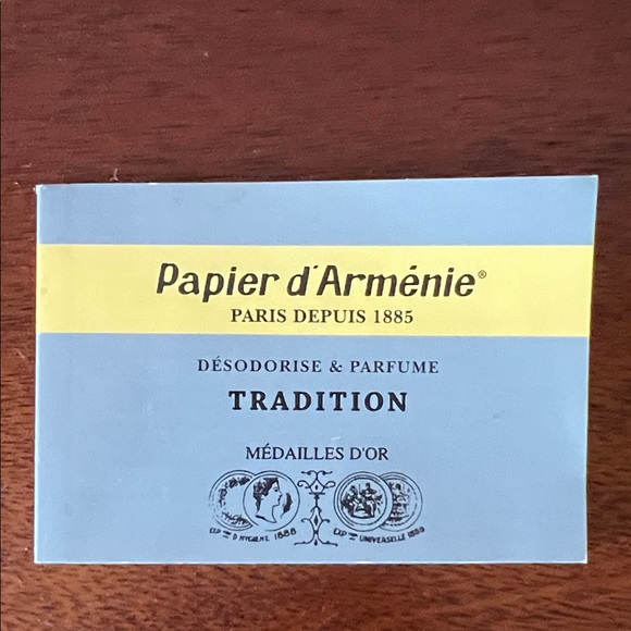 Papier d'Arménie Incense Booklet - Picture 1 of 5